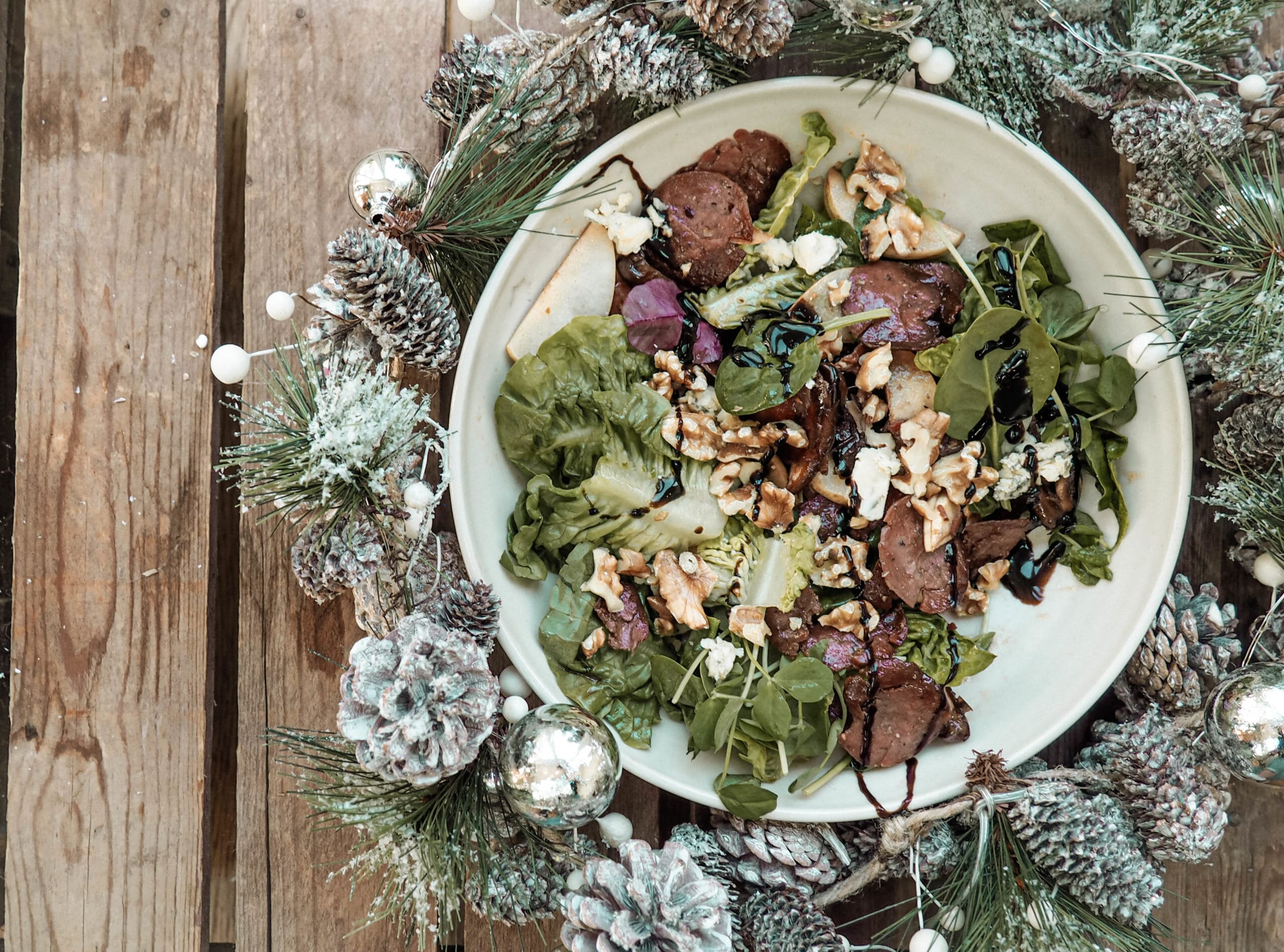 Salami, Blue Cheese, Walnut, Asian Pear & Balsamic Salad - TOUT'S