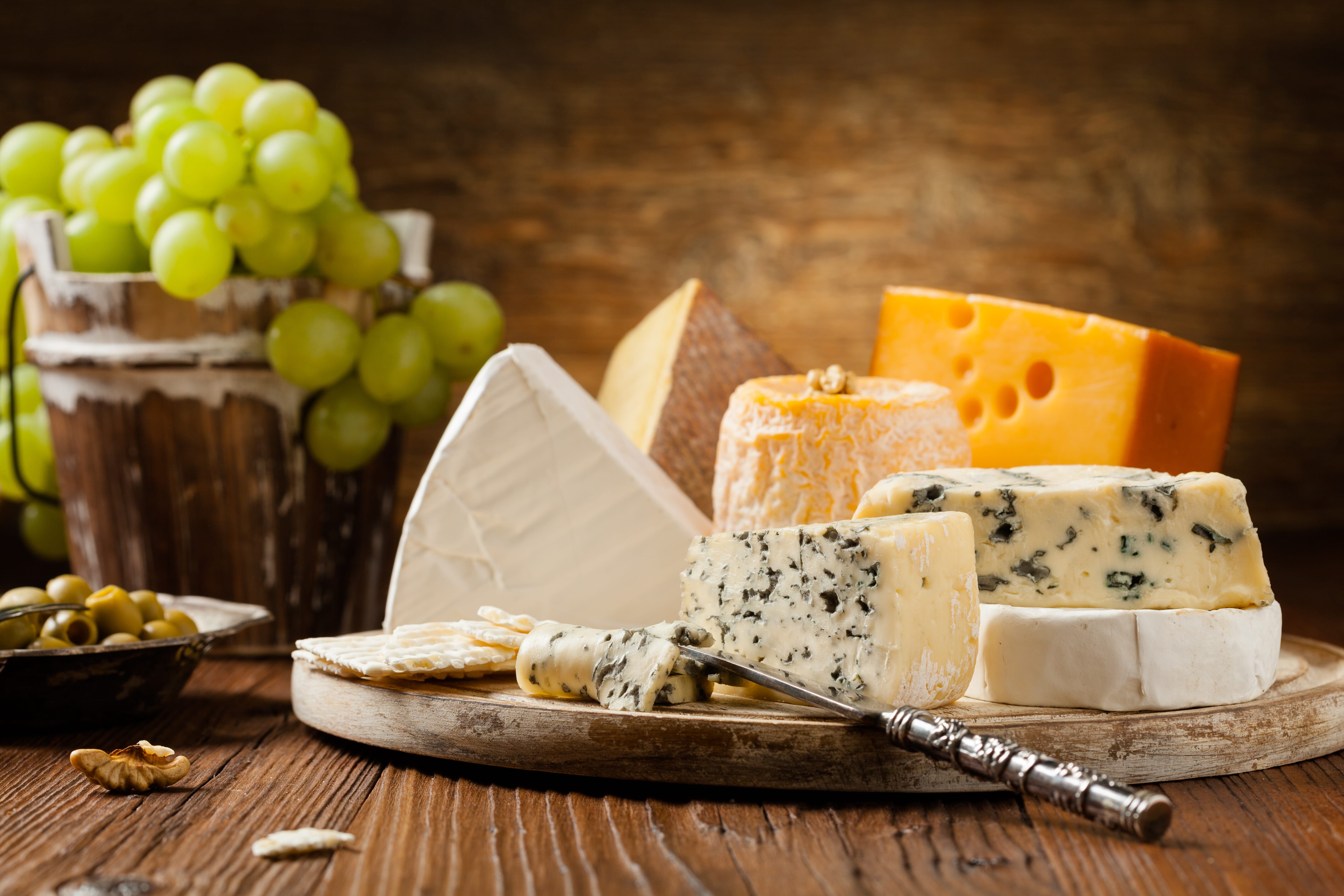 shutterstock_521265049-selection-of-cheese.jpg?w=1024&h=683&scale